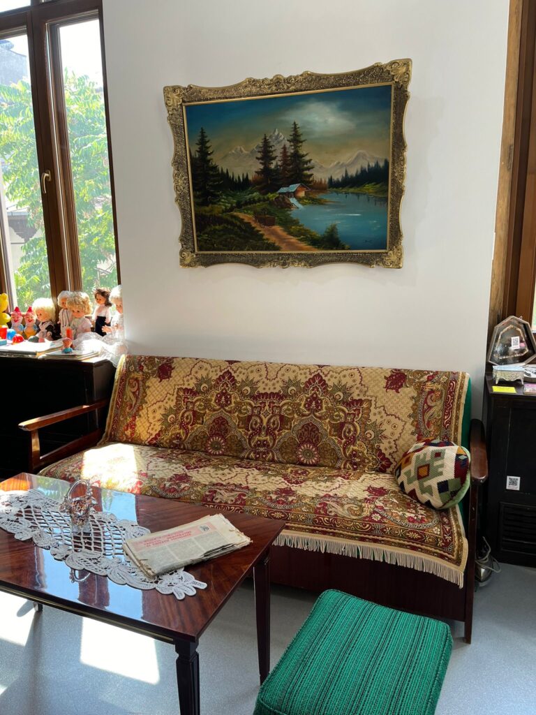 salon sous l'époque du communisme